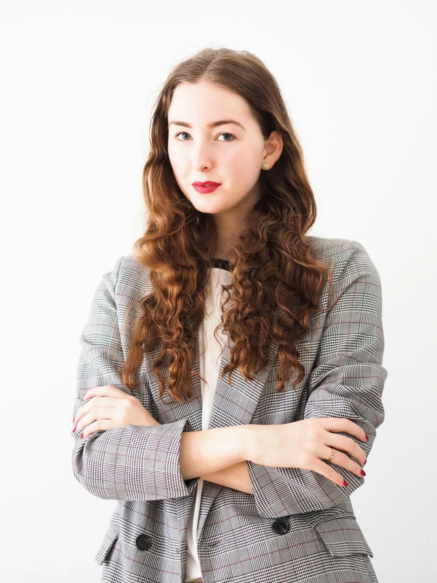 Portrait of Ana Becker, Head of Growth at MetricLoop